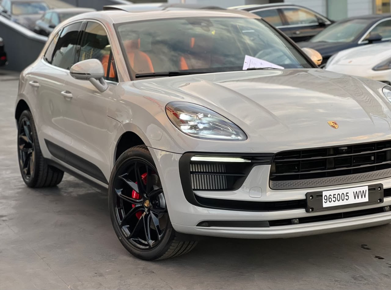 Porsche Macan T